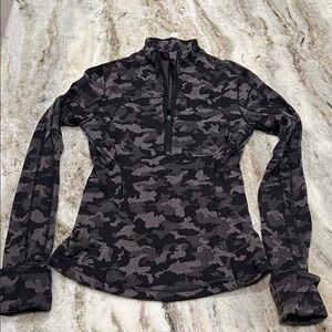 Lululemon Women's Black Camo Quarter-Zip Top